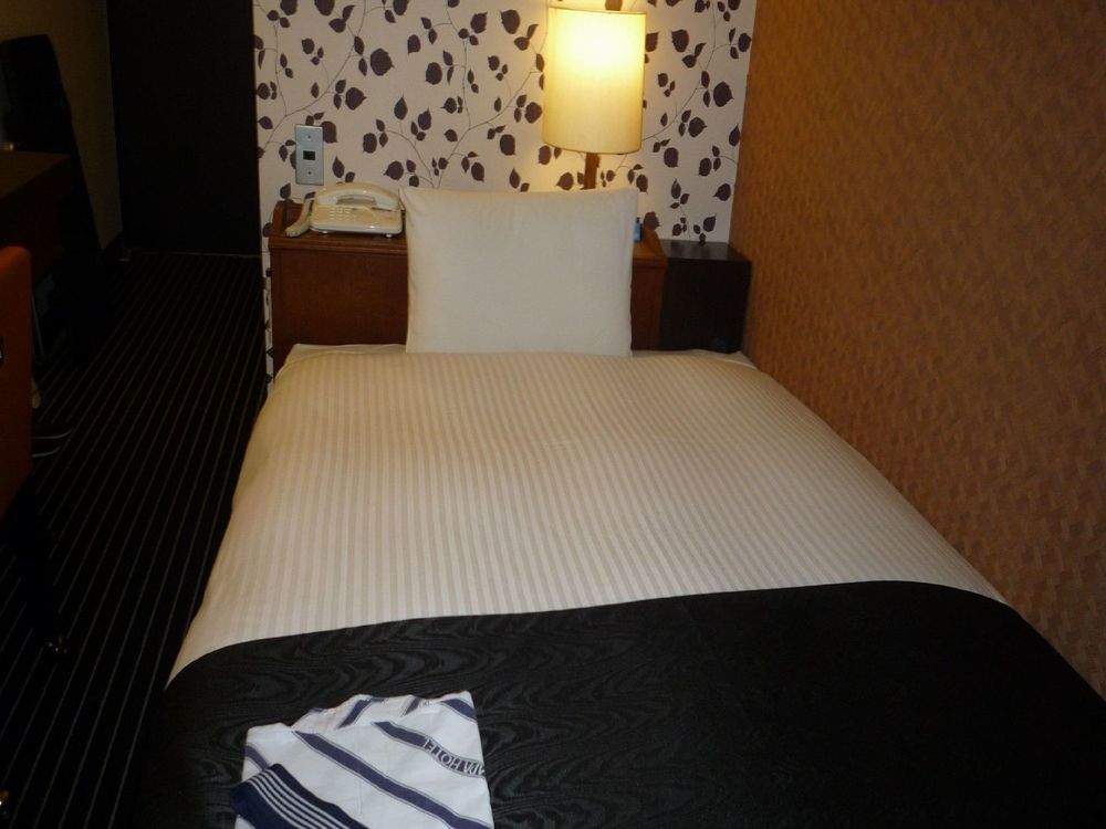 Apa Hotel Okayama Ekimae Екстер'єр фото